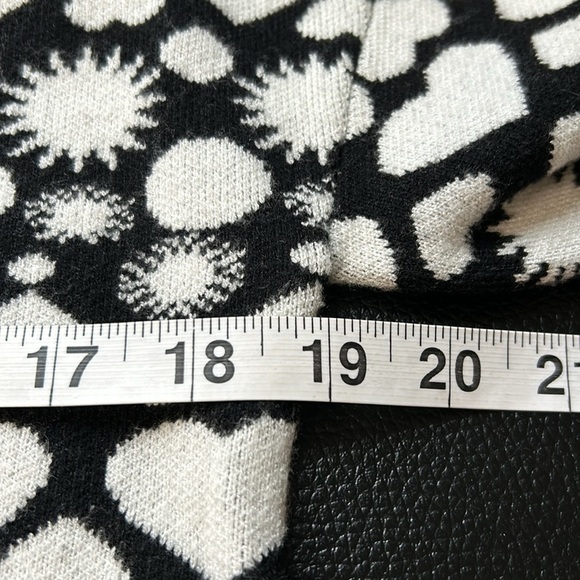 Maeve Anthropologie Heart Sweater Boat Neck Black White Sun Size XSmall - Picture 12 of 13